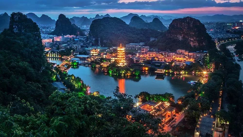 广西,多元文化的魅力与独特风采评论文章